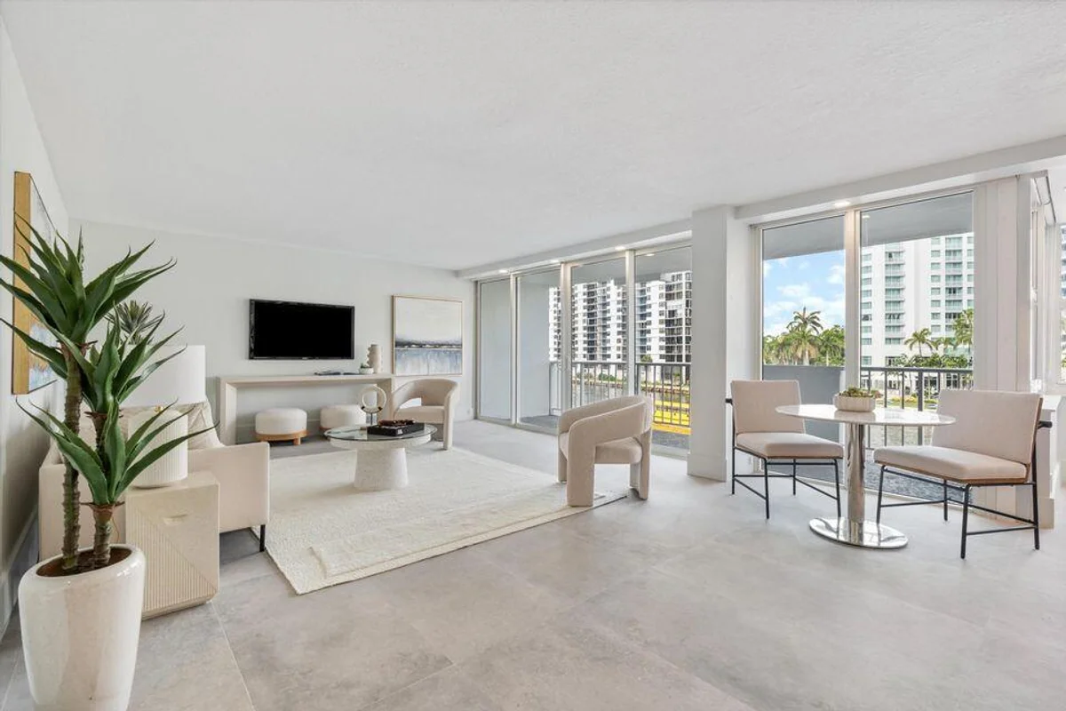2800 E Sunrise Blvd #4c, Fort Lauderdale: photo 1 of 49