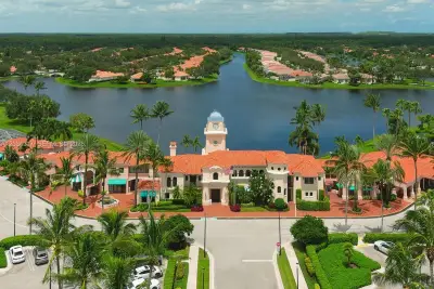 2104 Tigris Dr, West Palm Beach: photo 1 of 64