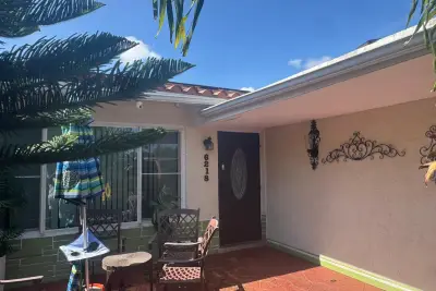 6218 NW 17th St, Margate: photo 1 of 20