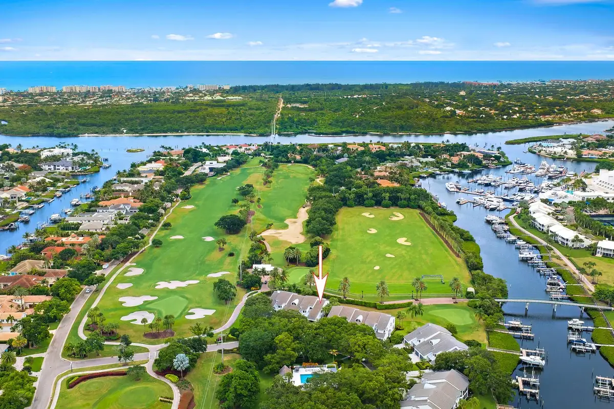316 Spyglass Way, Jupiter: photo 1 of 39