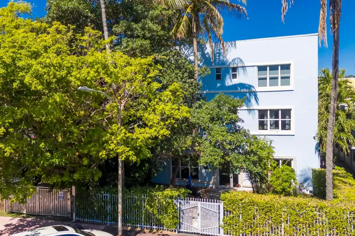 1342 Drexel Ave #206, Miami Beach: photo 1 of 32