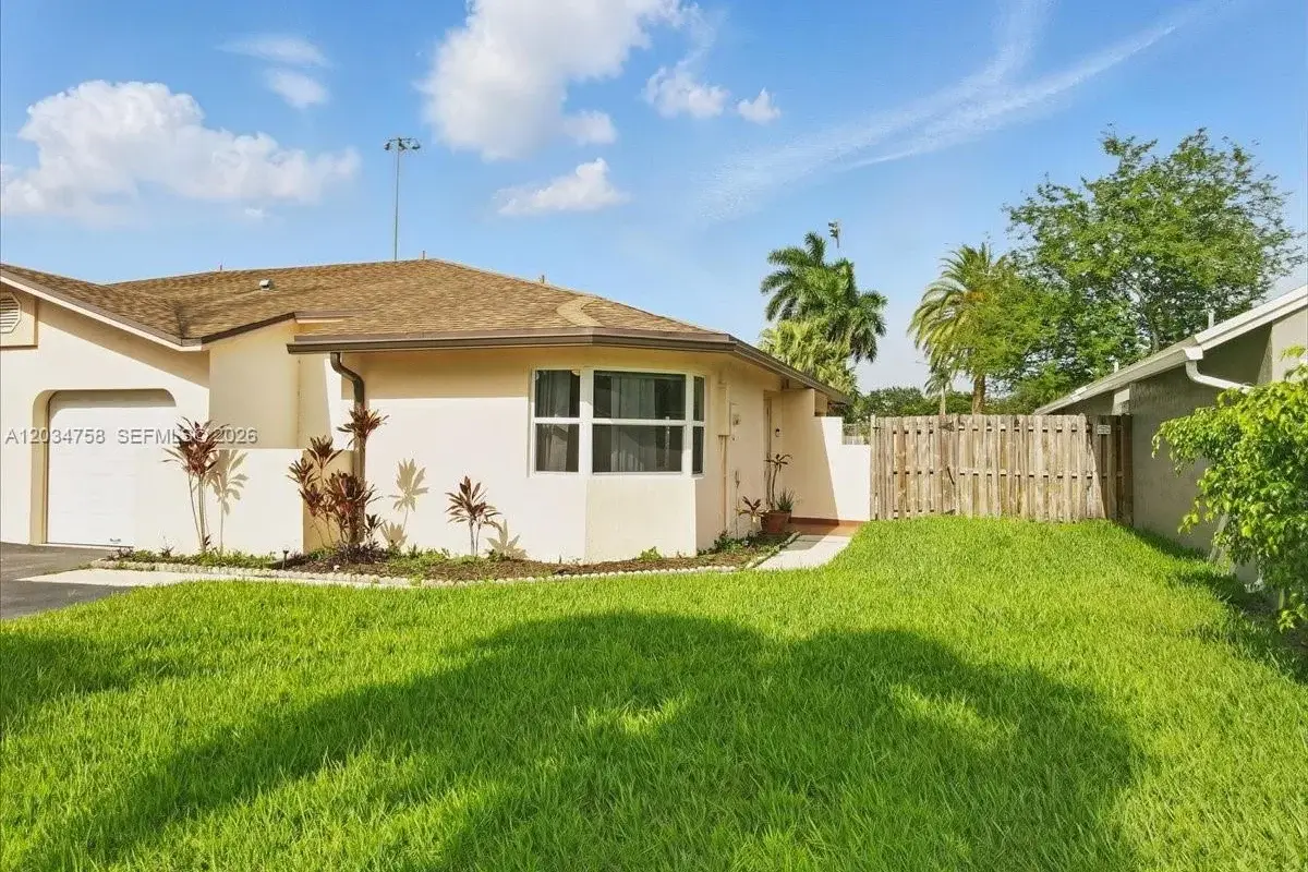 5874 SW 97th Ter, Cooper City: photo 1 of 17