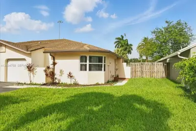 5874 SW 97th Ter, Cooper City: photo 1 of 17