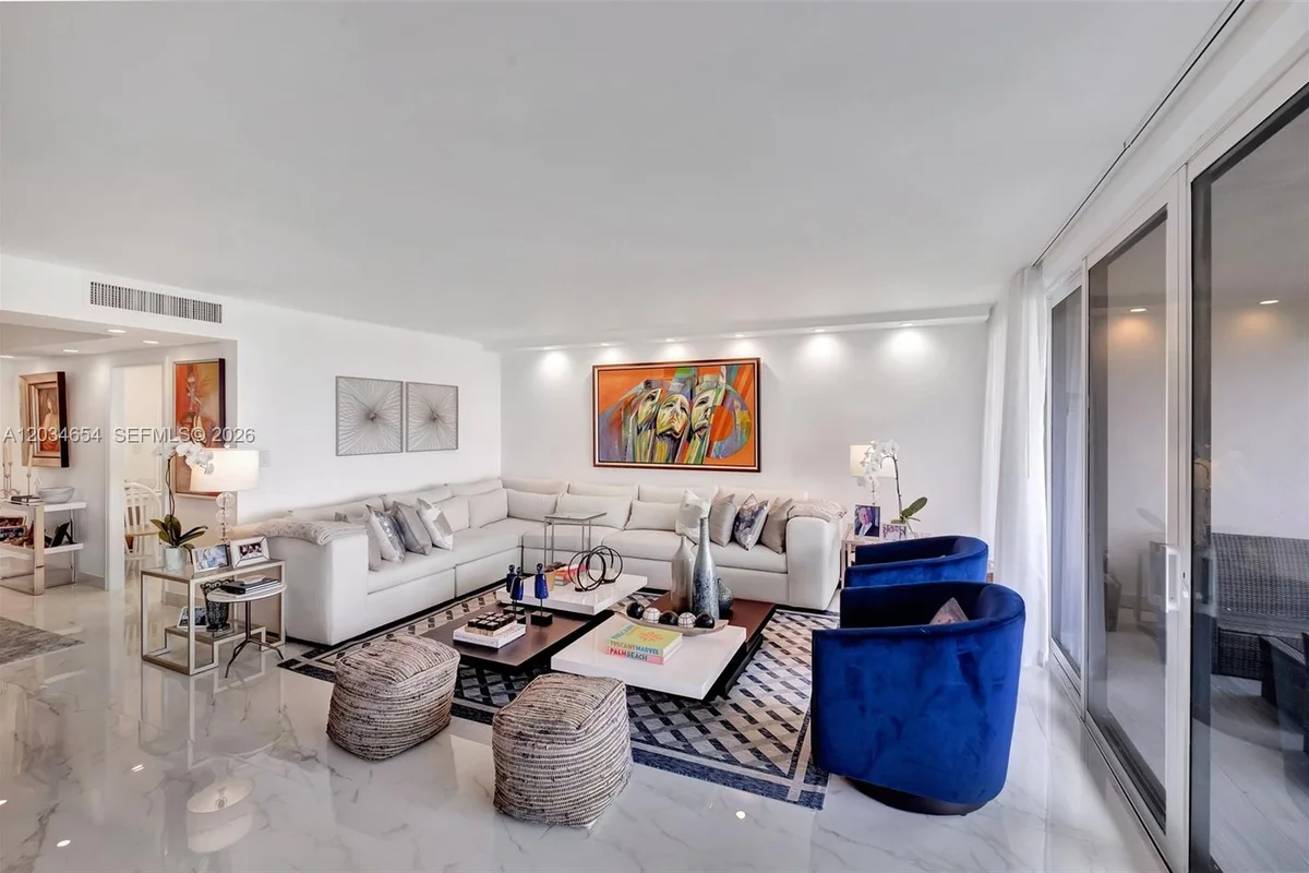 2 Grove Isle Dr #B706, Miami: photo 1 of 34