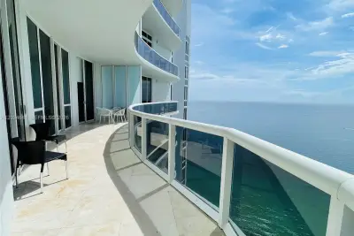 16001 Collins Ave #4107, Sunny Isles Beach: photo 1 of 34