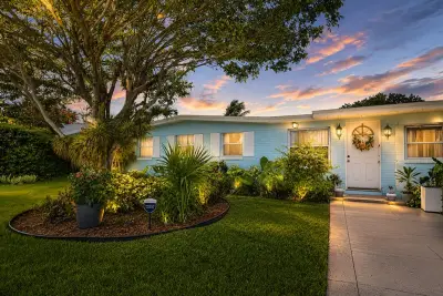 3740 Dunes Rd, Palm Beach Gardens: photo 1 of 18
