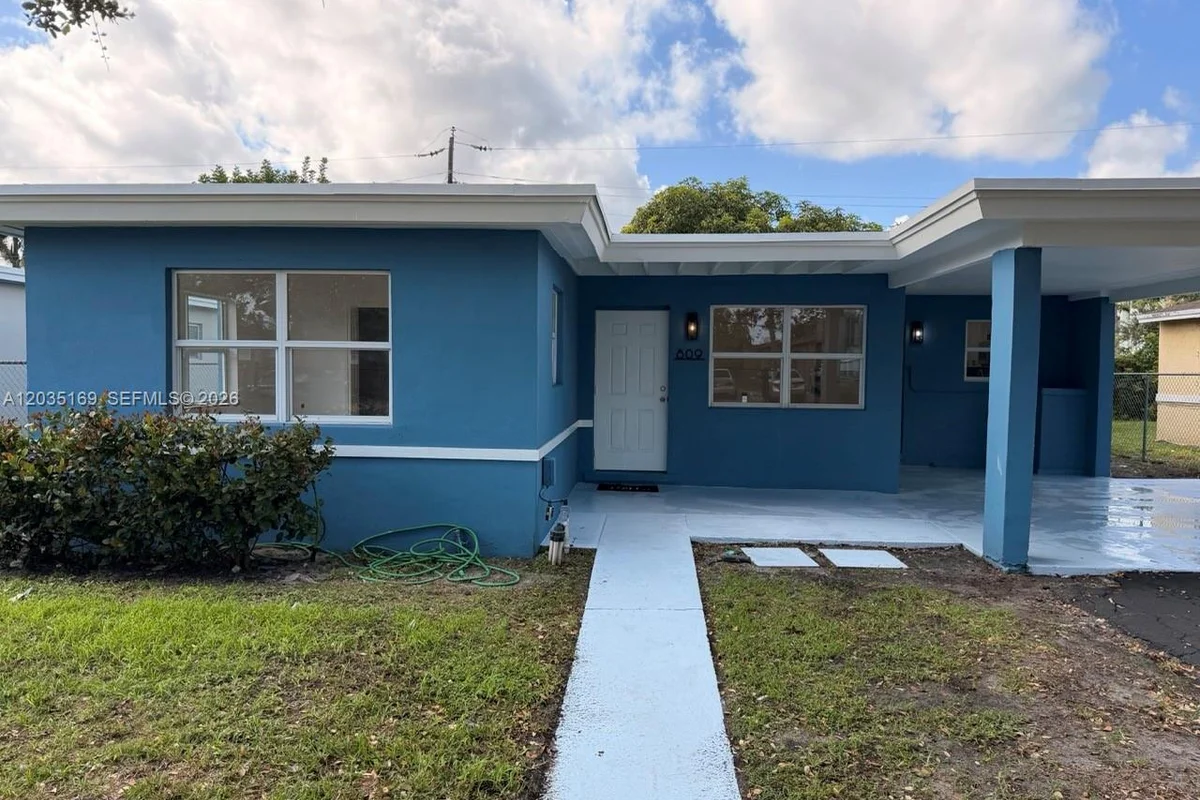 809 NW 12th Ave, Fort Lauderdale: photo 1 of 19
