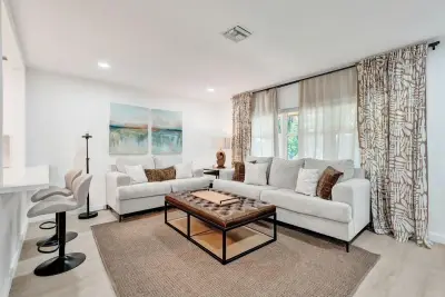 207 Salisbury I, West Palm Beach: photo 1 of 43