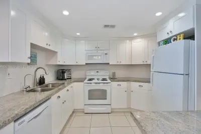 3725 S Ocean Dr #1216, Hollywood: photo 1 of 48