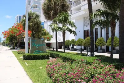 1010 S Ocean Blvd #1214, Pompano Beach: photo 1 of 43