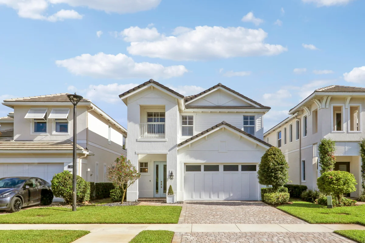 125 Bonnette Hunt Club Ln, Palm Beach Gardens: photo 1 of 48