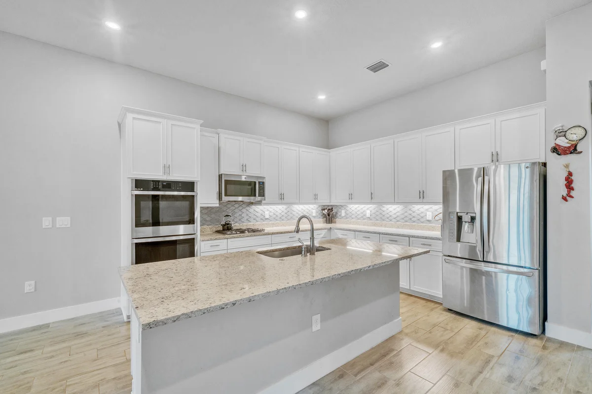 7524 N Blue Spring Dr, Parkland: photo 1 of 71