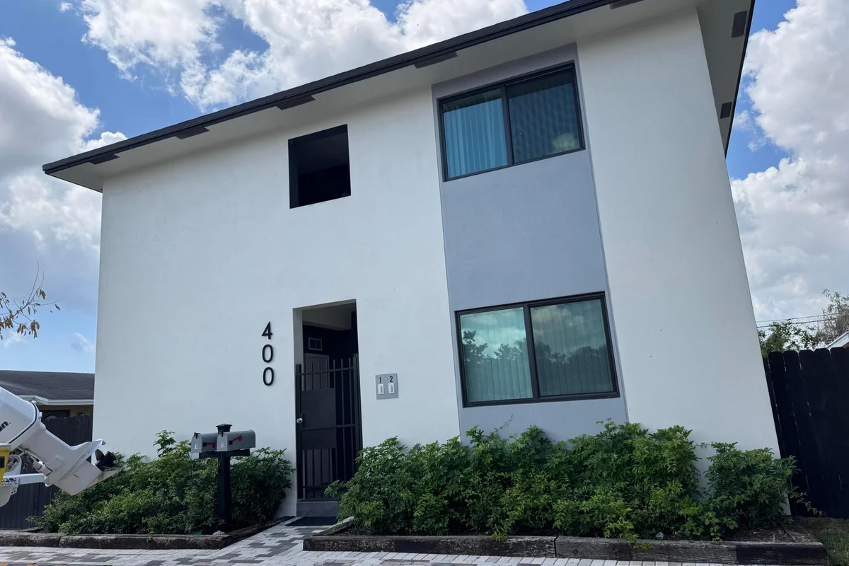 400 NE 30th St #2, Pompano Beach: photo 1 of 22