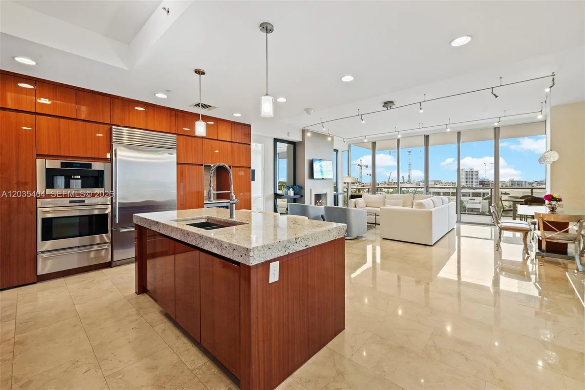 9705 Collins Ave #605N, Bal Harbour: photo 1 of 25