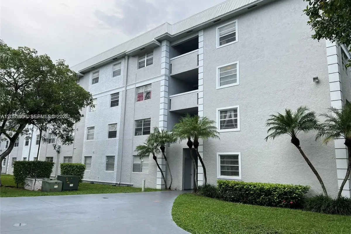 17255 SW 95th Ave #249, Palmetto Bay: photo 1 of 22