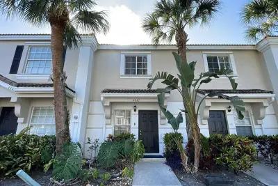 4847 Palmbrooke Ter, West Palm Beach: photo 1 of 11