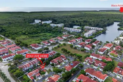 20759 SW 83rd Ave, Cutler Bay: photo 1 of 18