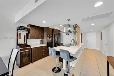 1850 S Ocean Dr #1907, Hallandale Beach: photo 1 of 35