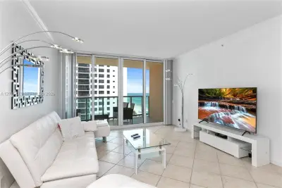 2501 S Ocean Dr #1008, Hollywood: photo 1 of 21