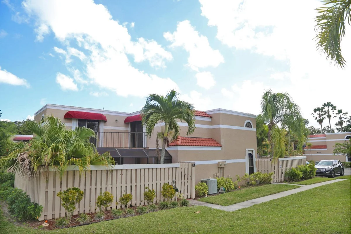 3935 Village Dr #A, Delray Beach: photo 1 of 17