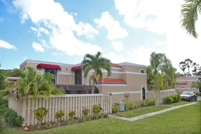 3935 Village Dr #A, Delray Beach: photo 1 of 17