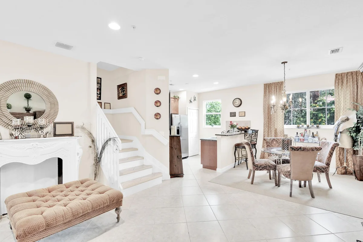 528 Bayfront Dr, Boynton Beach: photo 1 of 16