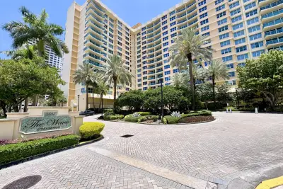 2501 S Ocean Dr #326, Hollywood: photo 1 of 40