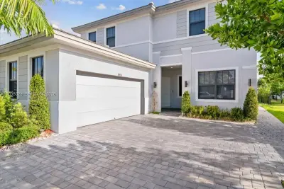 17333 SW 46th St, Miramar: photo 1 of 66