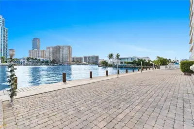 121 Golden Isles Dr #904, Hallandale Beach: photo 1 of 23