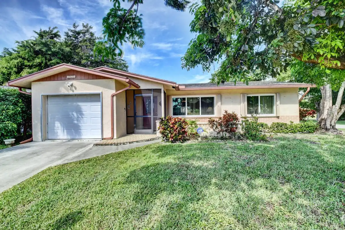 14425 Amapola Way, Delray Beach: photo 1 of 34