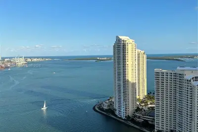325 S Biscayne Blvd #4119, Miami: photo 1 of 21