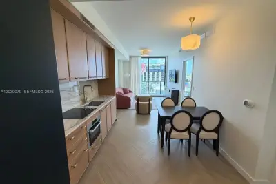2700 NW 2nd Ave #606, Miami: photo 1 of 34