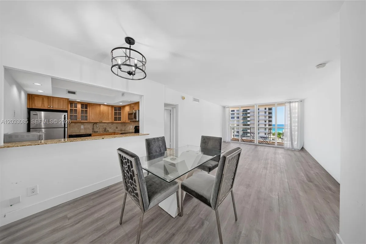 5600 Collins Ave #7W, Miami Beach: photo 1 of 26