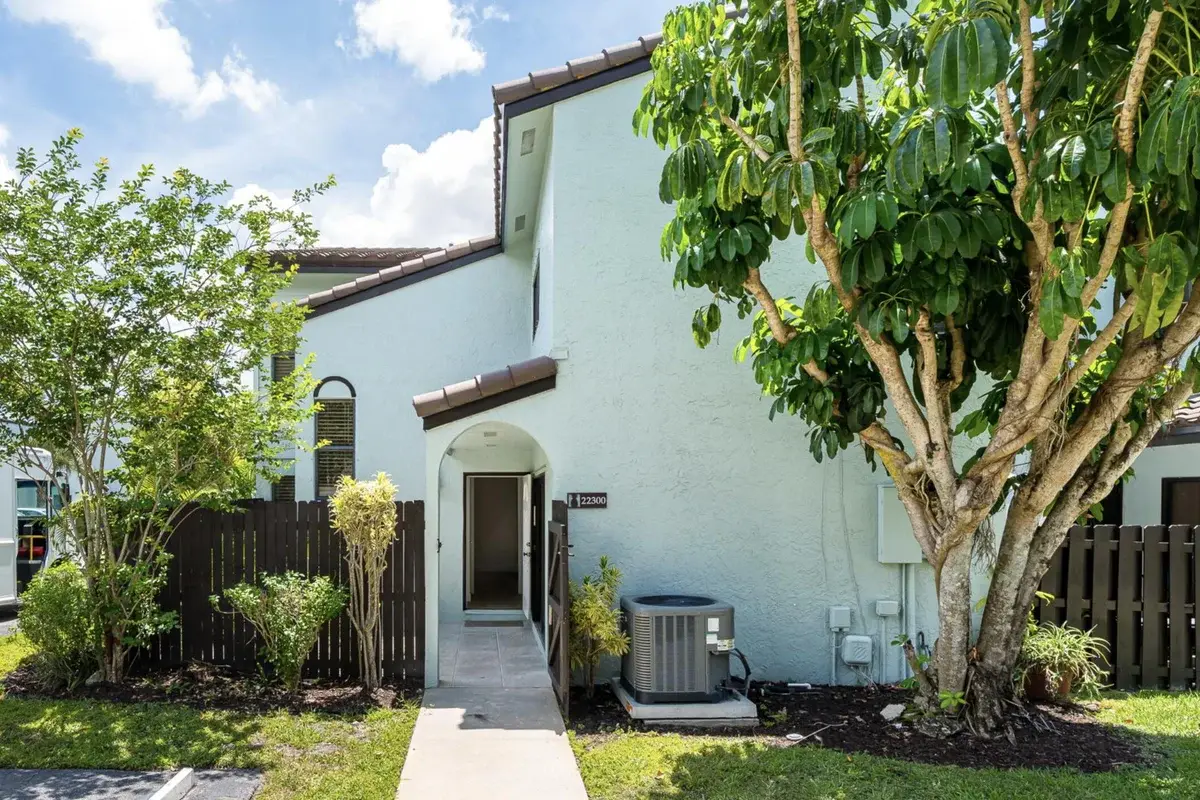 22300 Pineapple Walk Dr, Boca Raton: photo 1 of 23