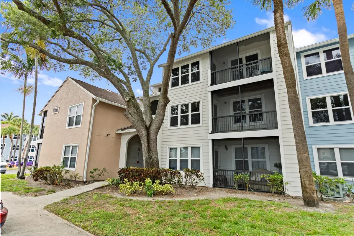 2317 N Congress Ave #24, Boynton Beach: photo 1 of 36