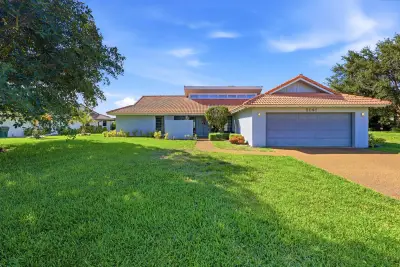 5141 NW 3rd Ter, Boca Raton: photo 1 of 36