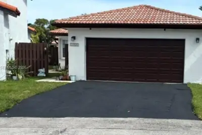 13326 SW 9th Ter, Miami: photo 1 of 28