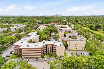6855 W Broward Blvd #212, Plantation: photo 1 of 30