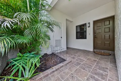 4413 NW 22nd Rd #404, Coconut Creek: photo 1 of 39