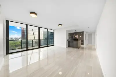 1451 Brickell Ave #1005, Miami: photo 1 of 29