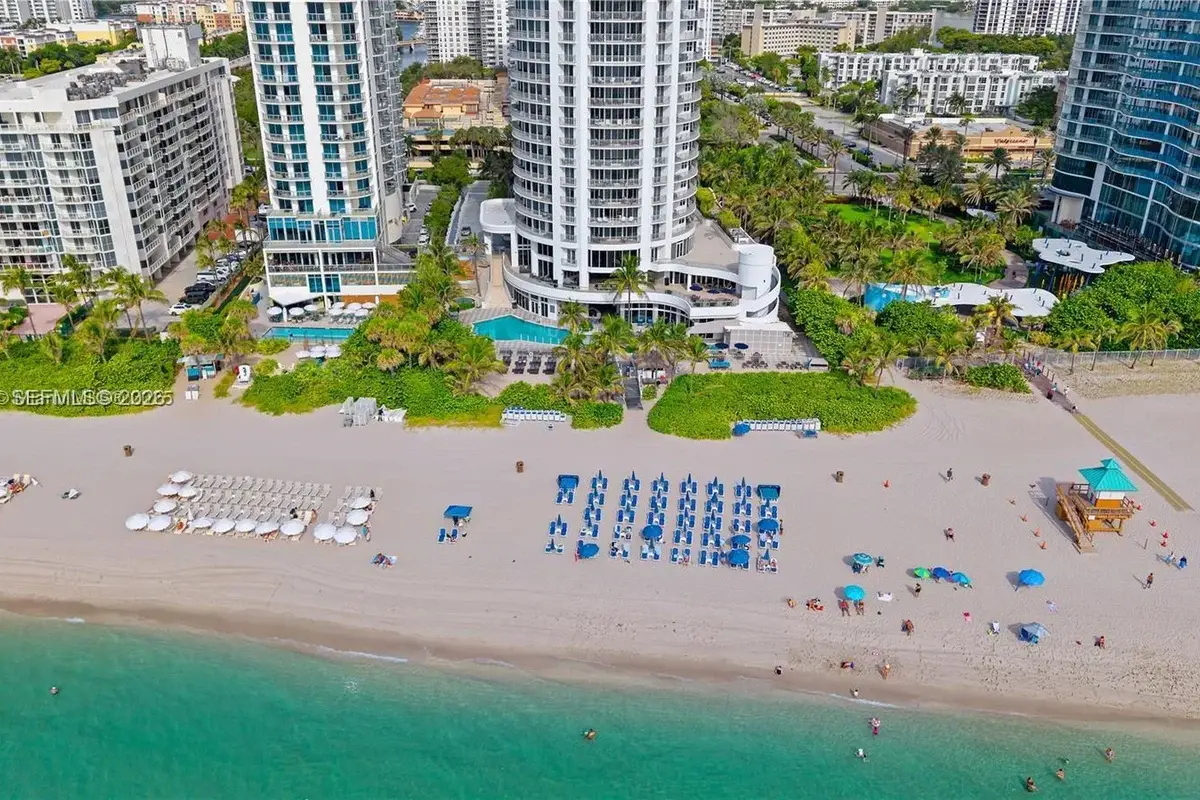 17375 Collins Ave #905, Sunny Isles Beach: photo 1 of 15