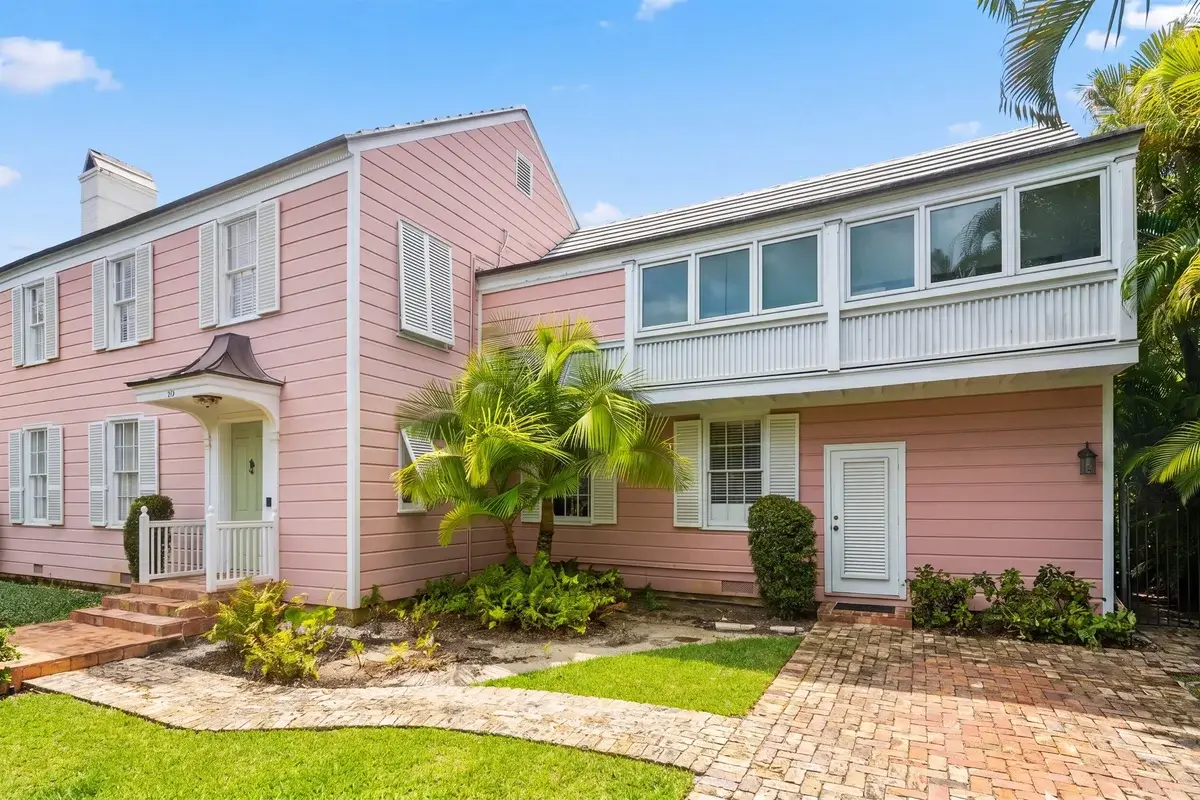 258 Pendleton Ave, Palm Beach: photo 1 of 39
