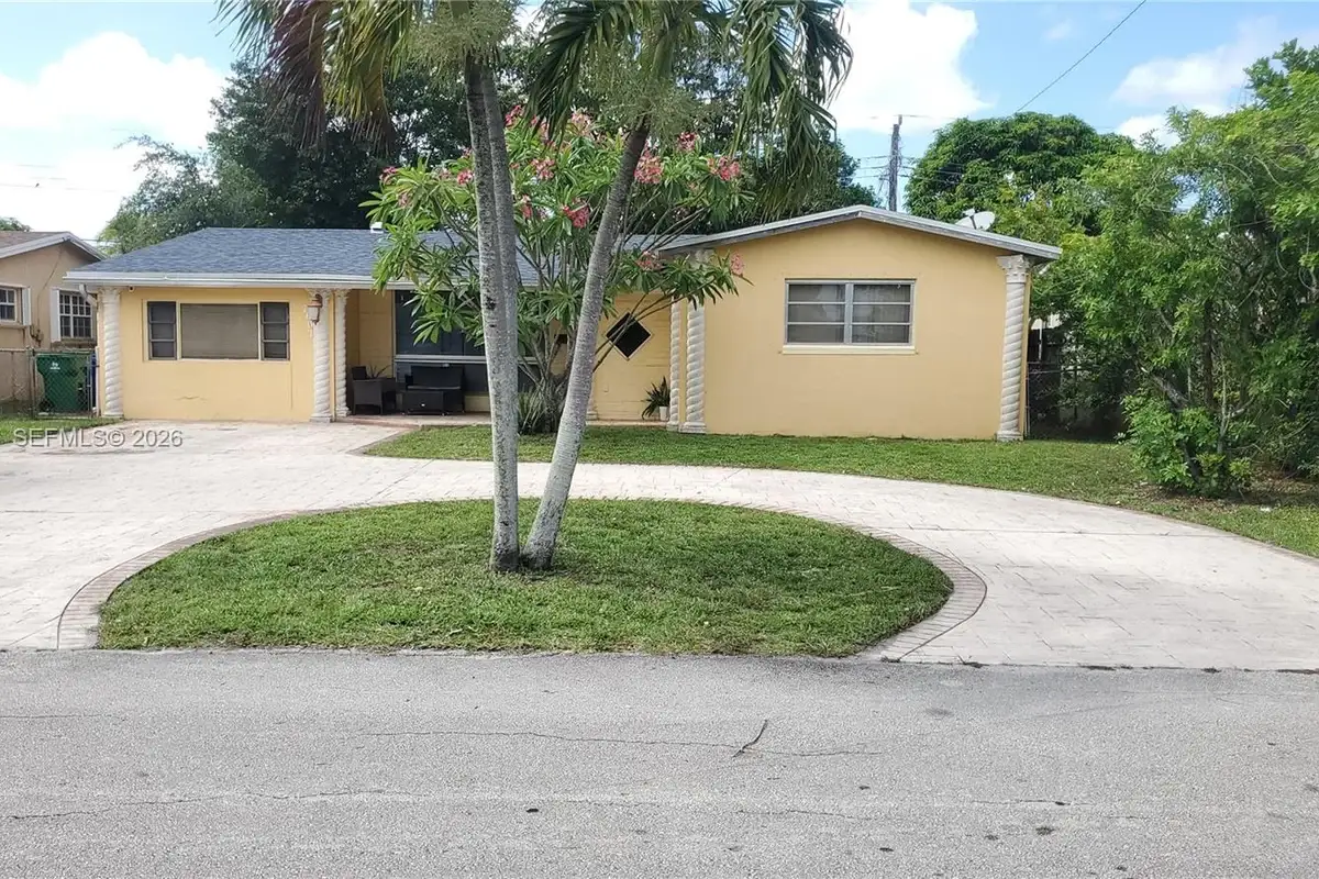 7607 Dilido Blvd, Miramar: photo 1 of 18