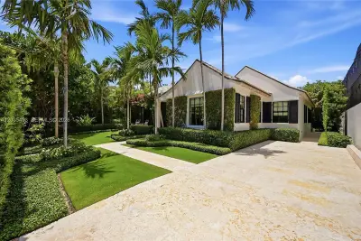 135 Chilean Ave, Palm Beach: photo 1 of 48