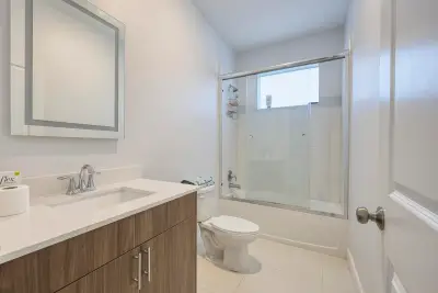 941 Fitch Dr, West Palm Beach: photo 1 of 49