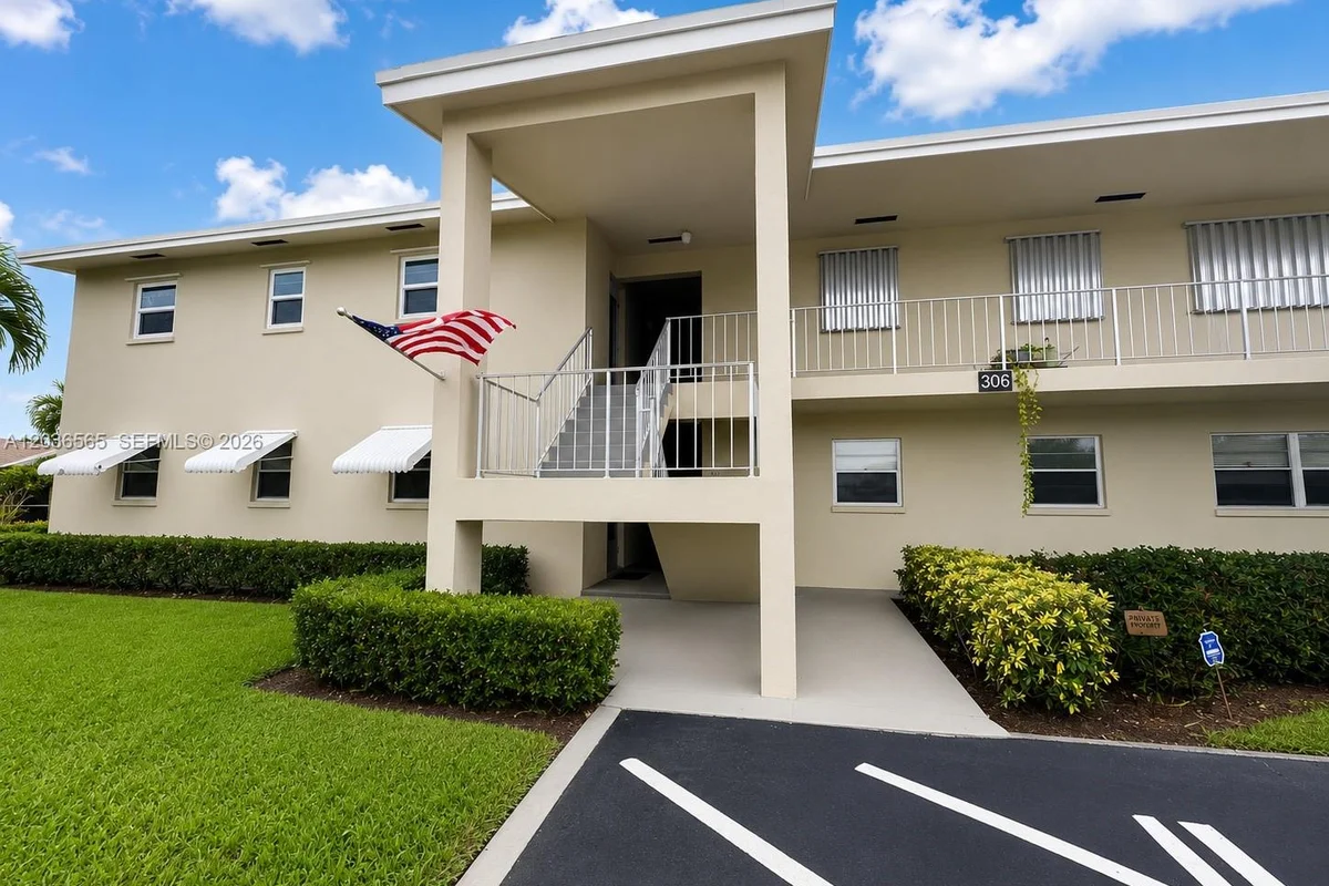 306 S Circle Dr S #104, Boynton Beach: photo 1 of 15