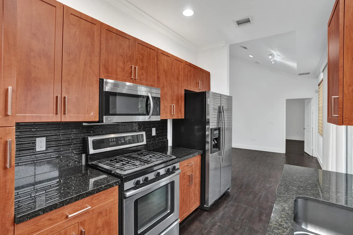 12662 NW 32nd Pl, Sunrise: photo 1 of 50