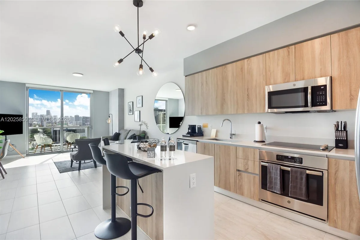 3900 Biscayne Blvd #S-1110, Miami: photo 1 of 10
