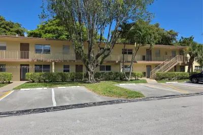 251 NW 76th Ave #106, Margate: photo 1 of 20