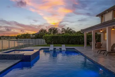 2505 Hunters Run Way, Weston: photo 1 of 98